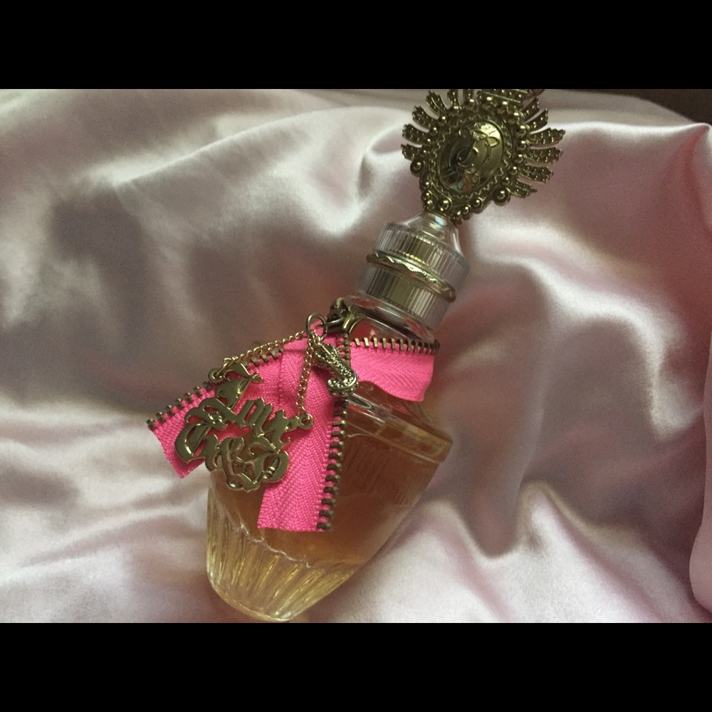 Juicy Couture